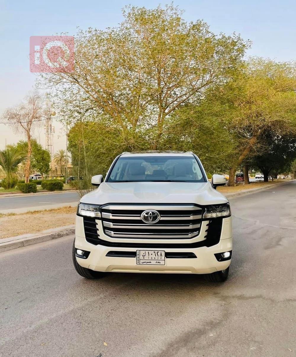 تويوتا لاندكروزر